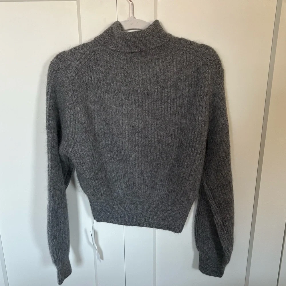 Reformation Cosmia Alpaca Blend Turtleneck Sweater NWT! - Picture 8 of 8